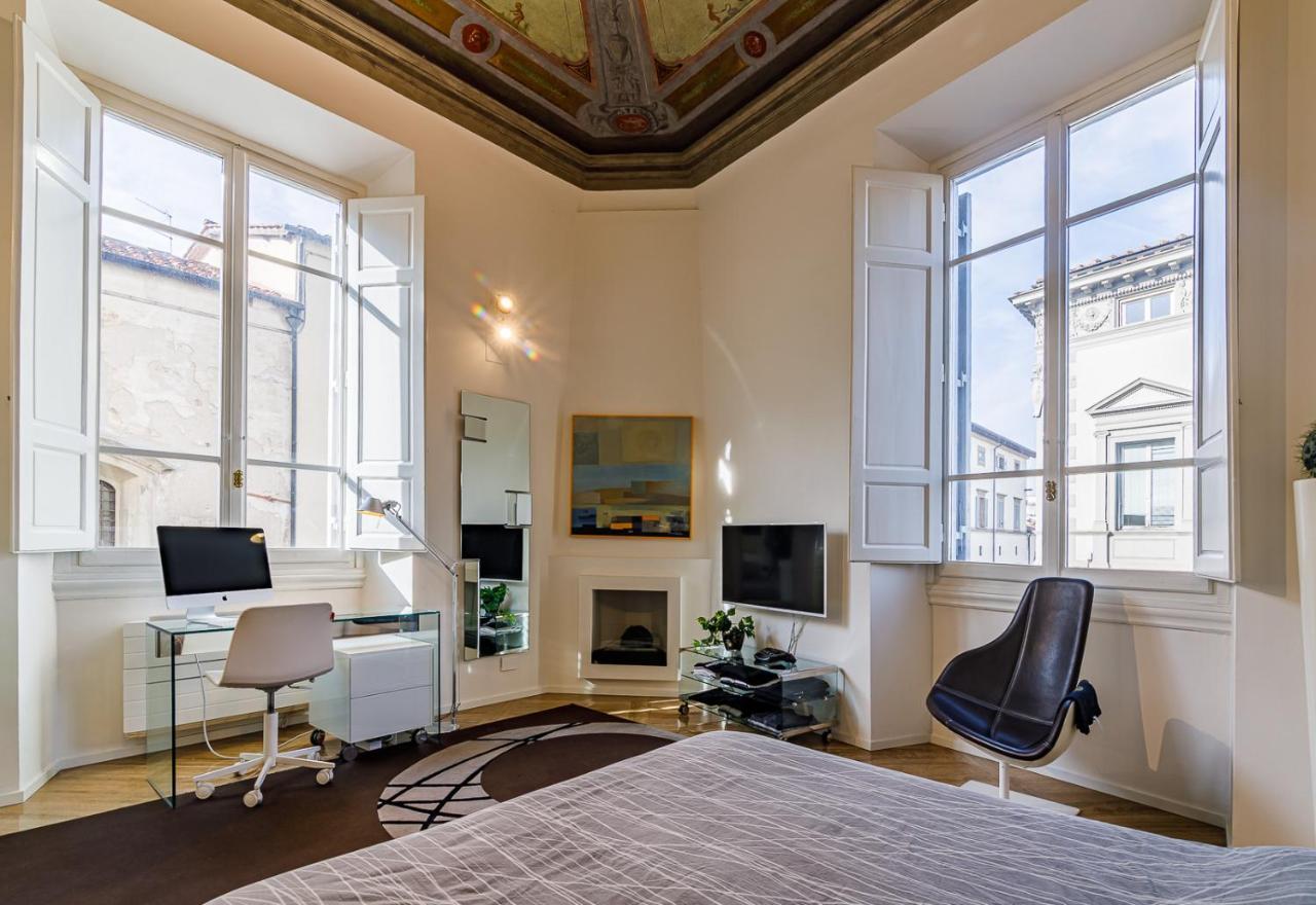 Appartement The House Of The Prime Minister Crispi à Florence Extérieur photo